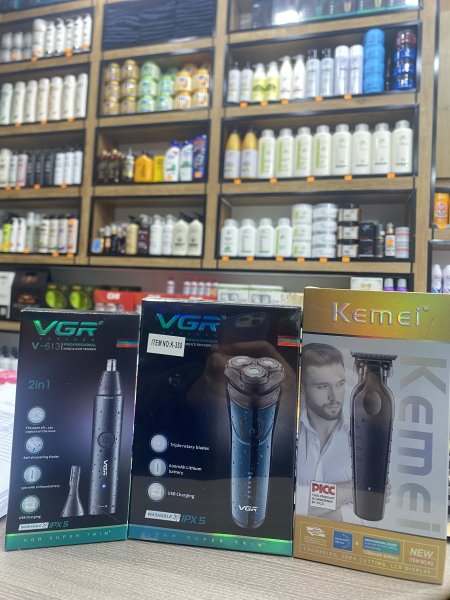 ماكنة التصفير Kemei Km-2299 + ماكنة التنعيم V-322 + ماكنة الانف V-613